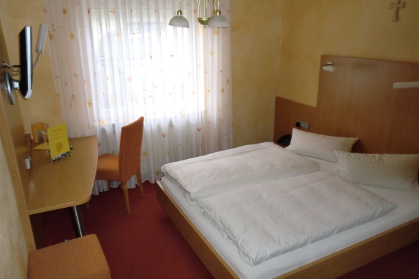Hotel Gasthof zur Sonne (Röfingen)